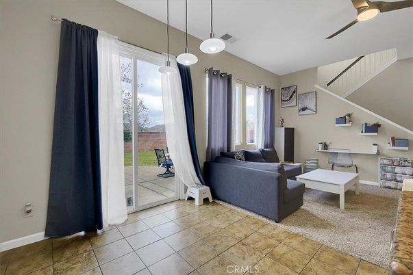 Interior, Living room, Pendant Lights