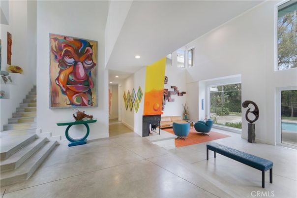 Fireplace, Interior, Recessed Lighting