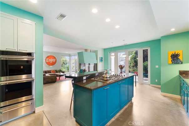 Interior, Kitchen, Living room, Pendant Lights, Recessed Lighting, Stainless Steel Appliances