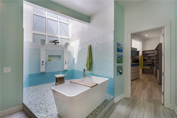 Bathroom, Interior, Recessed Lighting, Wood Texture Flooring