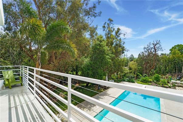 Exterior, Pool, Other