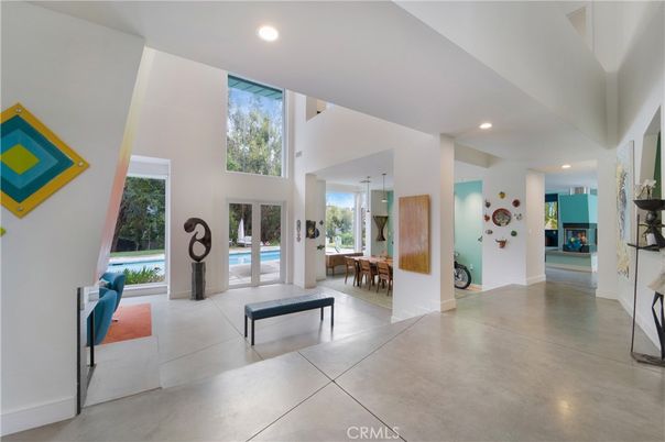 Dining room, Interior, Pendant Lights, Recessed Lighting