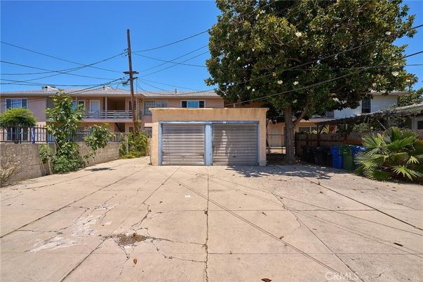 Detached Garage, Exterior