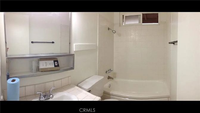 Bathroom, Interior, Tile Countertops