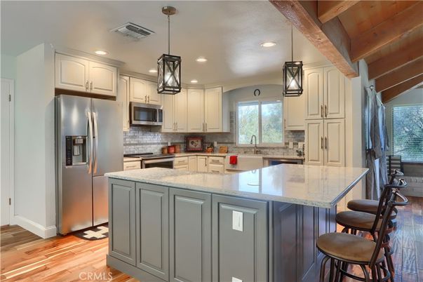 Interior, Kitchen, Pendant Lights, Recessed Lighting, Stainless Steel Appliances, Wooden Beams, Wooden Ceilings, Wood Texture Flooring