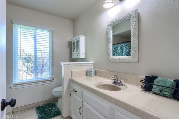 Bathroom, Interior, Tile Countertops