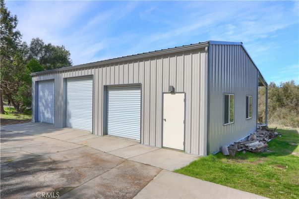 Detached Garage, Exterior