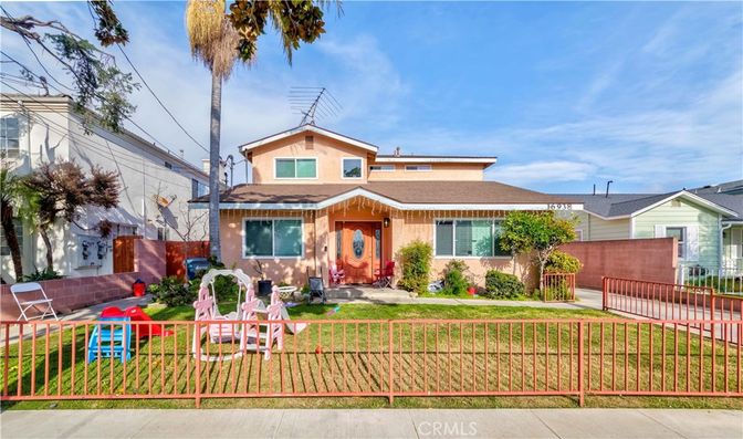 Backyard, Exterior, Facade, American Craftsman
