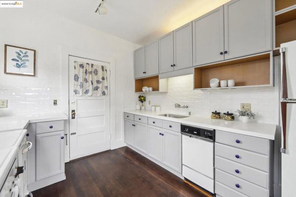 Interior, Kitchen, Wood Texture Flooring