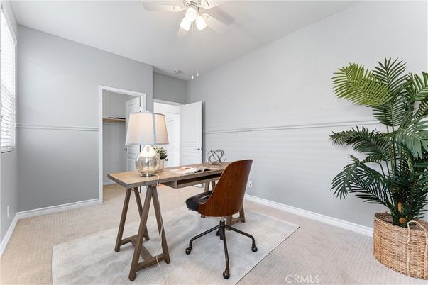 Home Office, Interior
