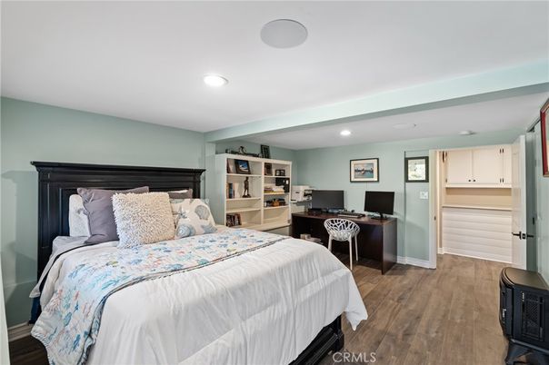 Bedroom, Home Office, Interior, Recessed Lighting, Wood Texture Flooring