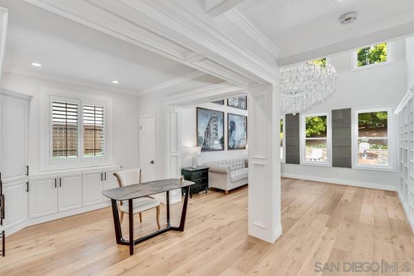 Chandelier, Interior, Recessed Lighting, Wood Texture Flooring