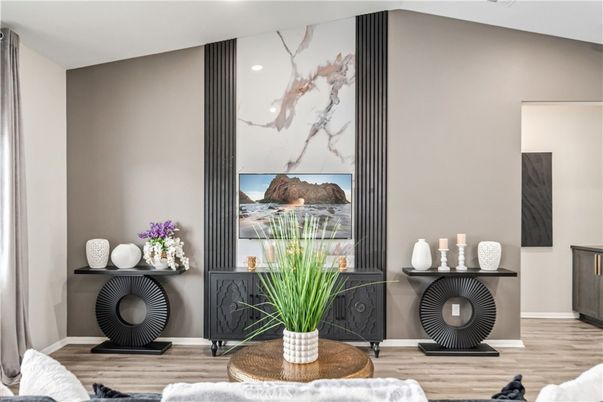 Interior, Recessed Lighting, Wood Texture Flooring