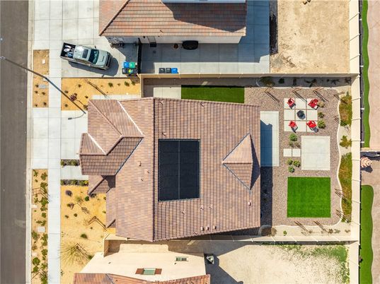Exterior, Drone