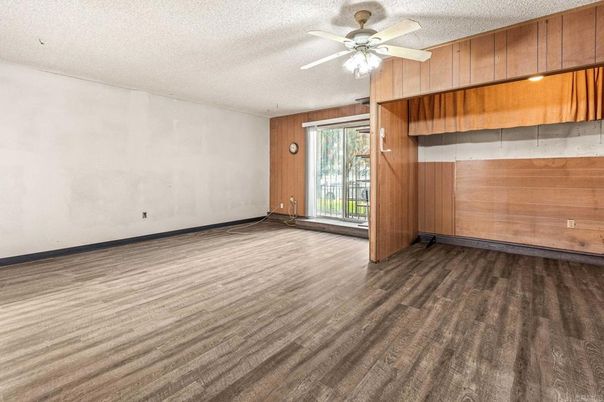 Empty room, Interior, Wooden Walls