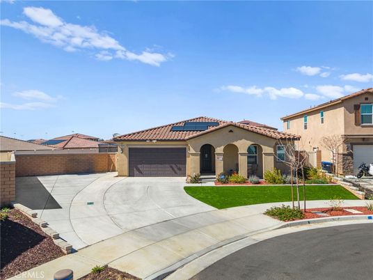 Attached, Exterior, Facade, Solar Panels, Mediterranean