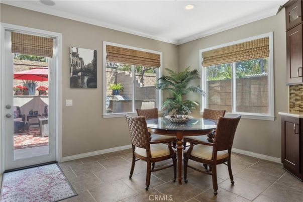 Dining room, Interior, Recessed Lighting