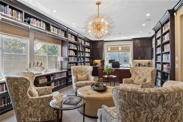 Interior, Living room, Pendant Lights, Recessed Lighting