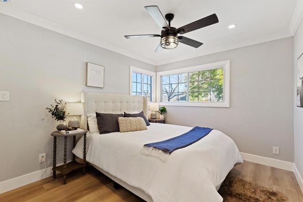 Bedroom, Interior, Recessed Lighting, Wood Texture Flooring