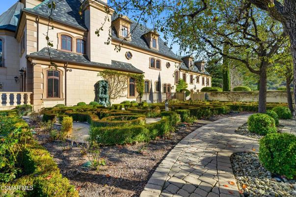 Backyard, Exterior, Facade, French Provincial