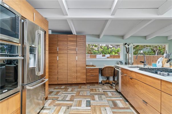 Interior, Kitchen, Stainless Steel Appliances