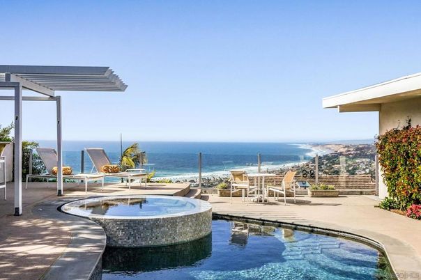 Exterior, Pool, Water