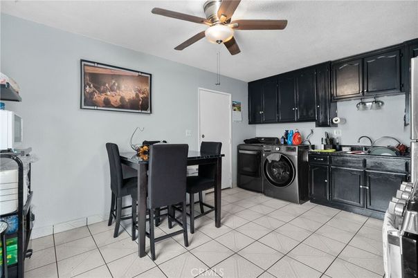 Dining room, Interior, Washer