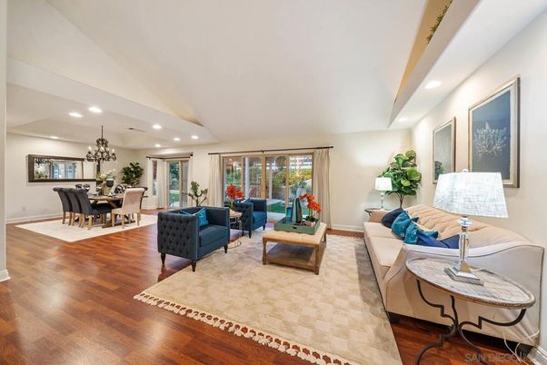 Chandelier, Dining room, Interior, Living room, Recessed Lighting, Wood Texture Flooring