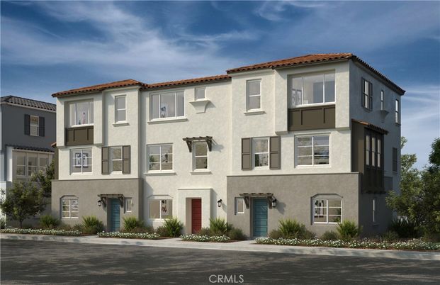 Exterior, Facade, Mediterranean