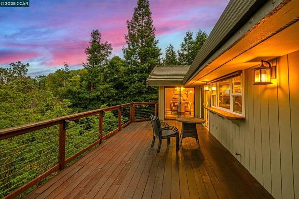 Exterior, Wood Texture Flooring