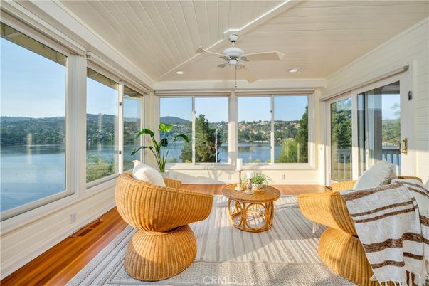 Interior, Living room, Recessed Lighting, Sun Room, Water, Wood Texture Flooring