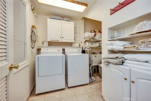 Interior, Utility Closets, Washer