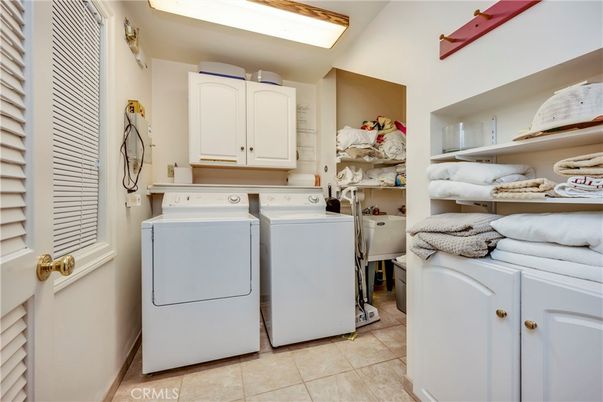 Interior, Utility Closets, Washer