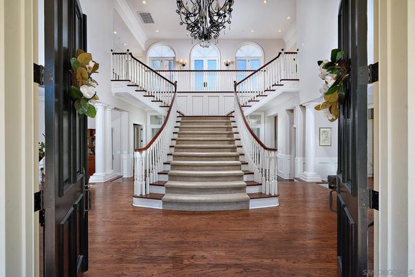 Chandelier, Interior, Recessed Lighting, Wood Texture Flooring