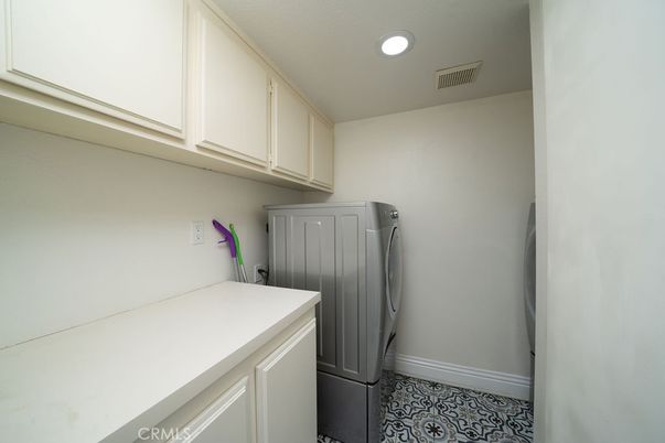 Interior, Recessed Lighting, Washer