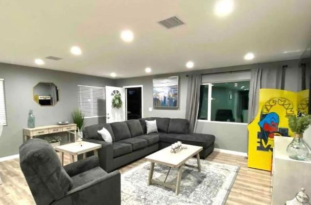 Interior, Living room, Recessed Lighting, Wood Texture Flooring