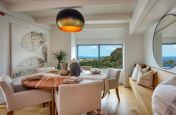 Dining room, Interior, Pendant Lights, Water, Wood Texture Flooring