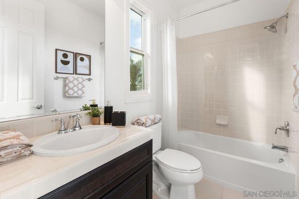 Bathroom, Interior, Tile Countertops