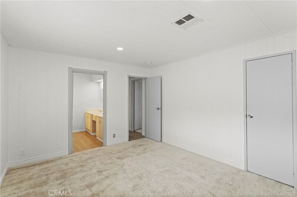 Bathroom, Empty room, Interior, Recessed Lighting