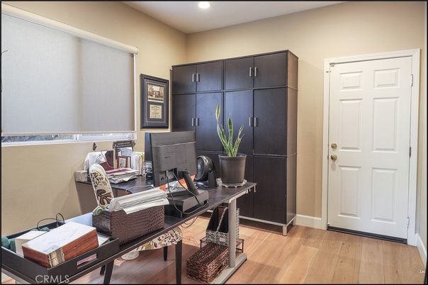 Home Office, Interior, Recessed Lighting, Wood Texture Flooring