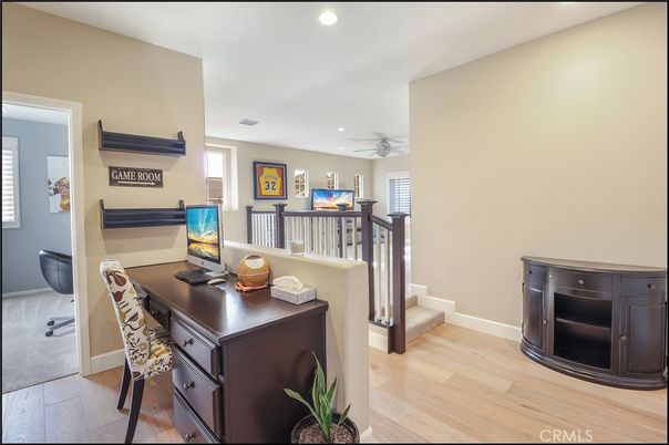 Home Office, Interior, Recessed Lighting, Wood Texture Flooring