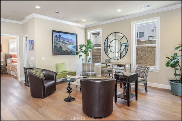 Dining room, Interior, Living room, Recessed Lighting, Wood Texture Flooring