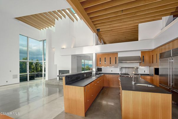 Interior, Kitchen, Stainless Steel Appliances, Wooden Beams, Wooden Ceilings
