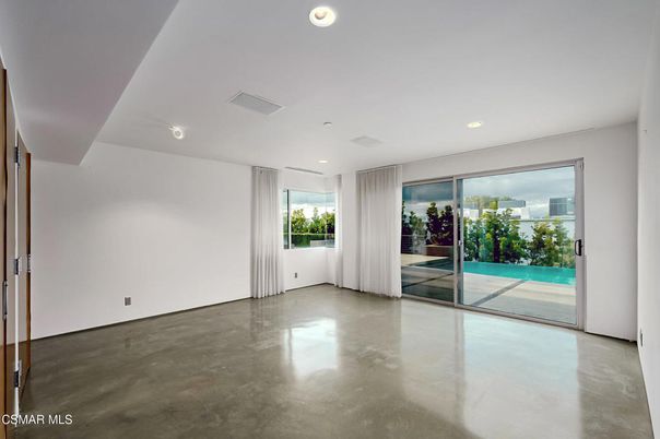Empty room, Interior, Recessed Lighting