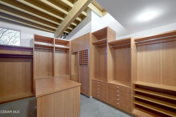 Interior, Walk-in Closets, Wooden Beams