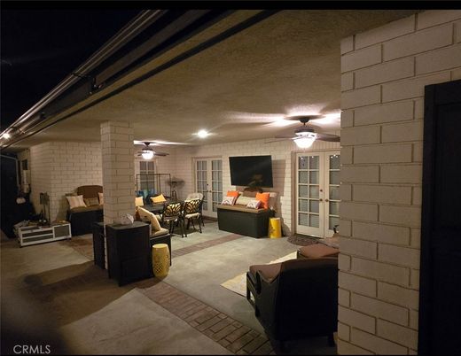 Exterior, Recessed Lighting