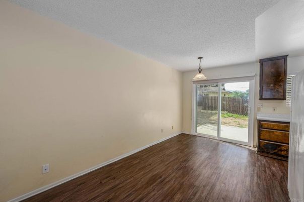 Empty room, Interior, Pendant Lights, Wood Texture Flooring