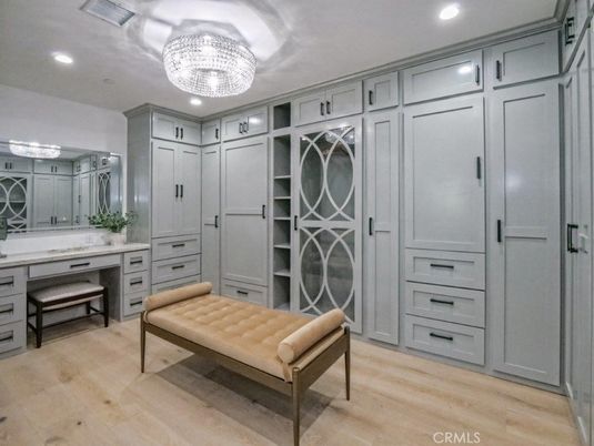 Chandelier, Interior, Recessed Lighting, Wood Texture Flooring