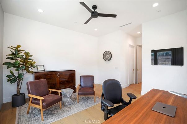 Home Office, Interior, Recessed Lighting, Wood Texture Flooring