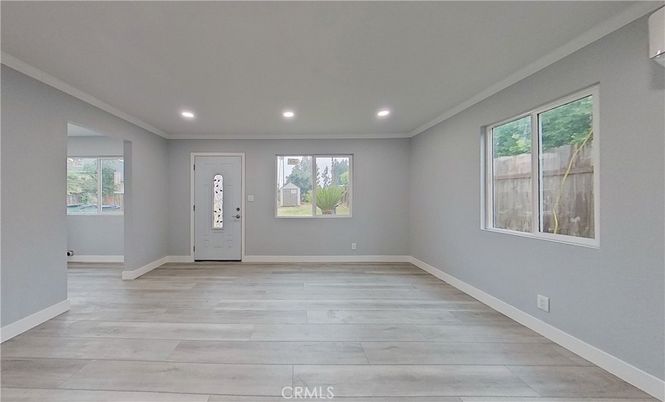 Empty room, Interior, Recessed Lighting, Wood Texture Flooring